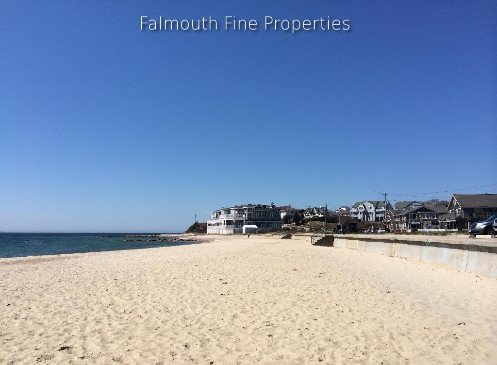 cloudless Falmouth Heights