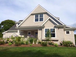 597 West Falmouth