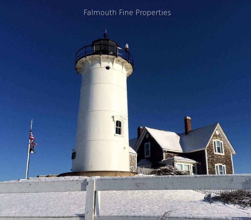 first snow Falmouth 2016